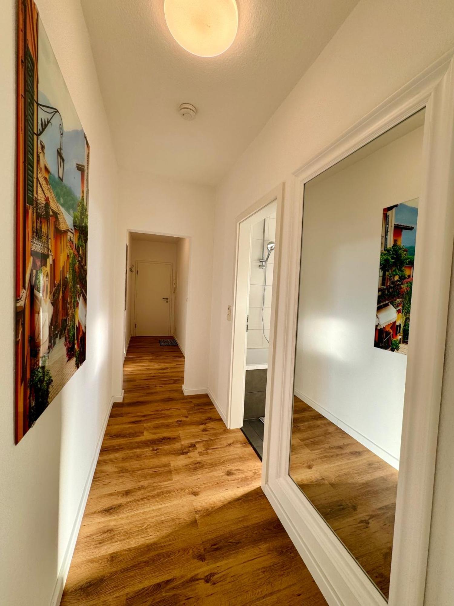 Schicke Wohnung Im Gruenen Hinterhof シュヴェリーン エクステリア 写真